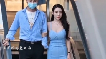 街拍，蓝裙子的姐姐，读书时候是校花级别吧